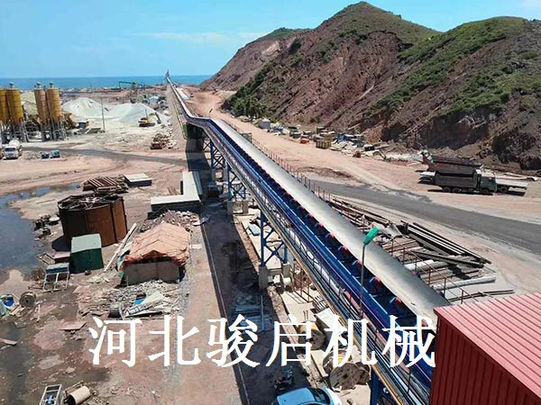 帶式輸送機